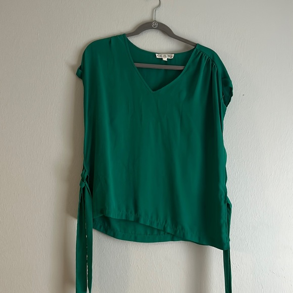 Pink Rose Tops - Emerald green blouse